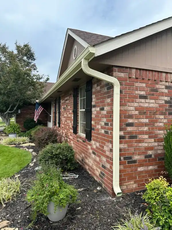 Seamless gutters